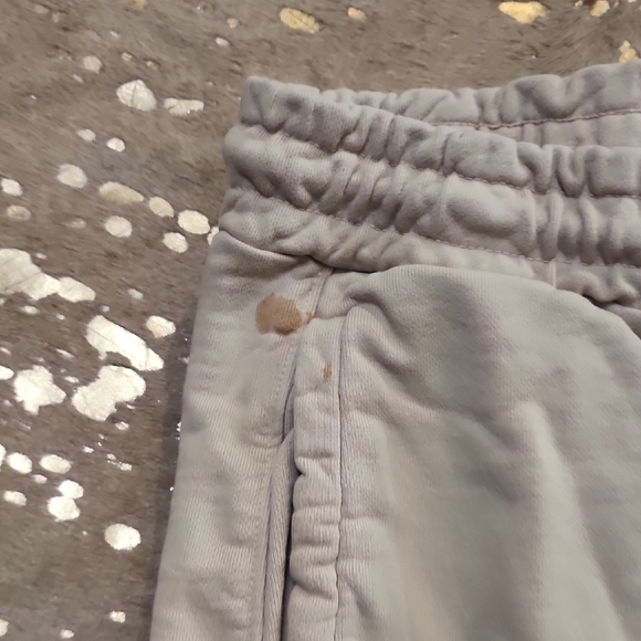 YoungLA Cream Athletic Shorts with Mid-Length Design - Picture 5 of 5